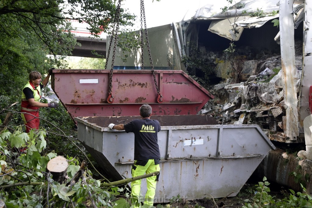 Schwerer VU A 3 Rich Oberhausen Hoehe AK Leverkusen P698.JPG - Miklos Laubert